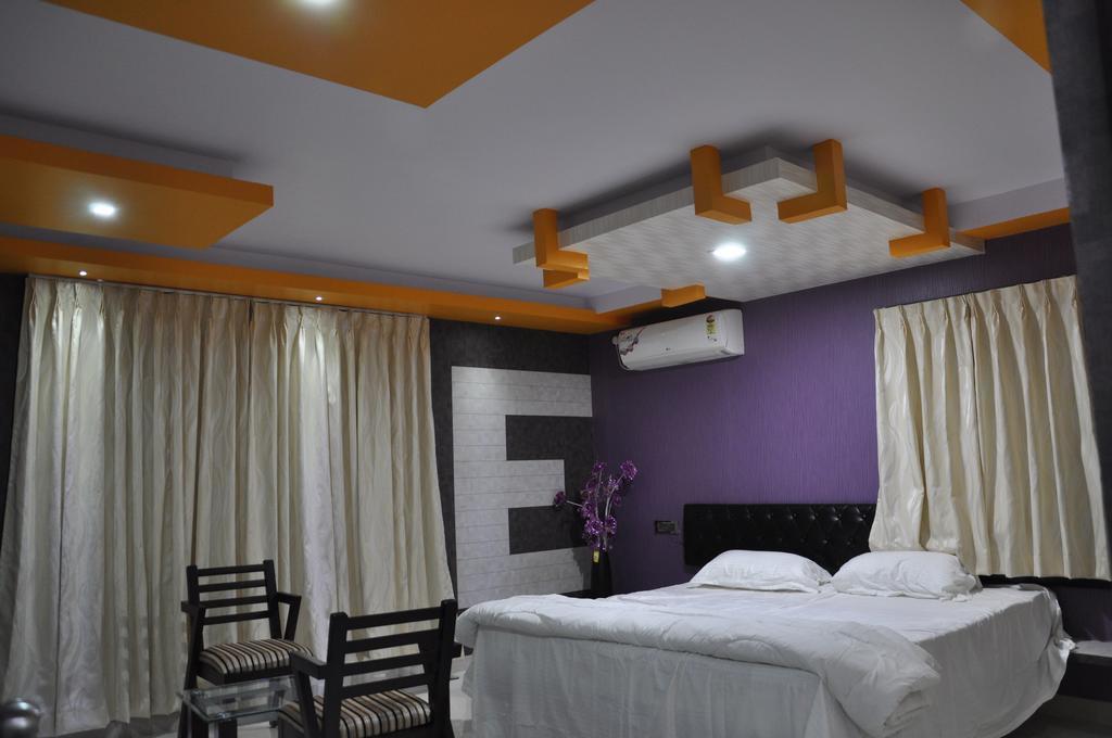 Hotel Av Comforts Бангалор Стая снимка